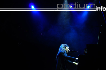Foto Soap&Skin op Soap&Skin - 3/6 - Paradiso
