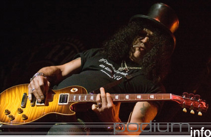 Foto Velvet Revolver op Velvet Revolver - 1/4 - Heineken Music Hall
