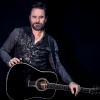 Charles Esten