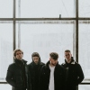 Foto Burning Down Alaska + Casey + Acres
