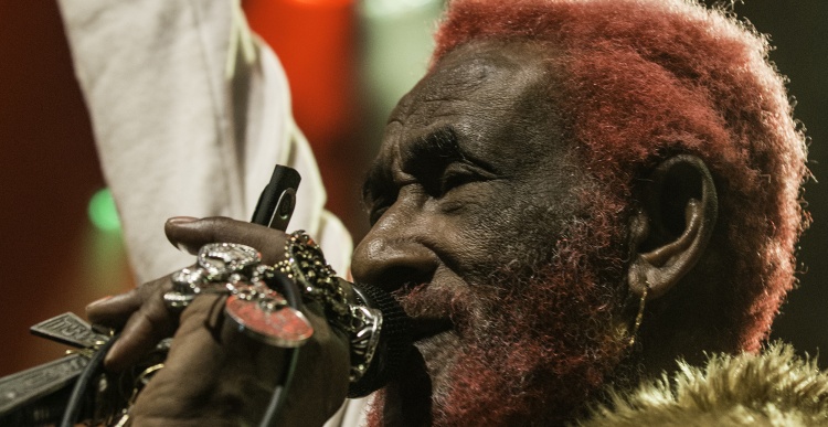 Lee scratch perry reggae geel