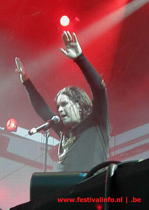 Ozzy Osbourne op Ozzfest 2002 foto