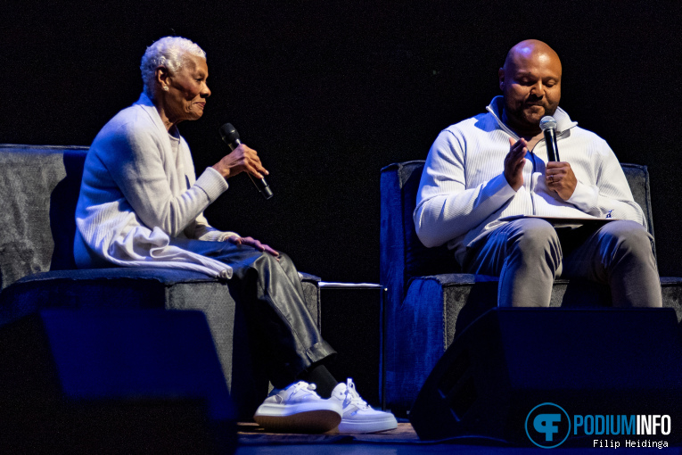 Dionne Warwick op Dionne Warwick - 13/04 - Muziekgebouw Eindhoven foto