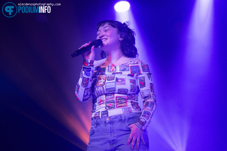 mxmtoon op mxmtoon - 16/04 - Melkweg foto