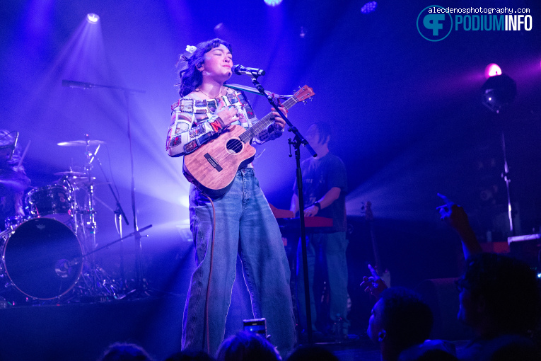 mxmtoon op mxmtoon - 16/04 - Melkweg foto