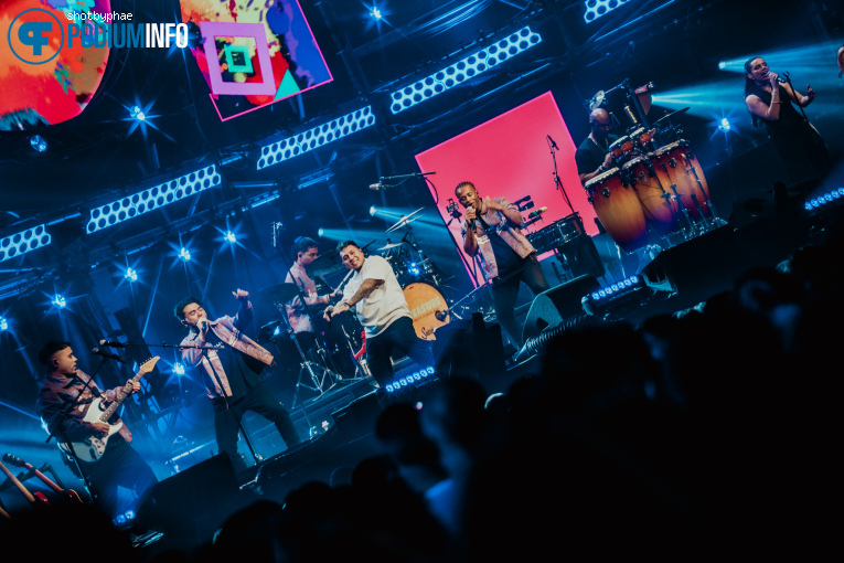 Treasure op The Tribute - Live in Concert - 17/04 - Ziggo Dome foto