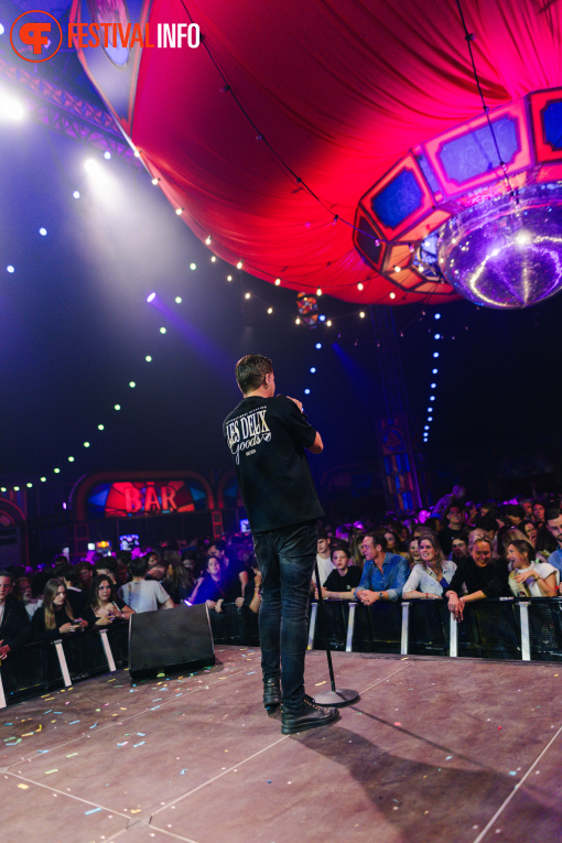 Sven Versteeg op Paaspop Schijndel 2025 - Vrijdag foto