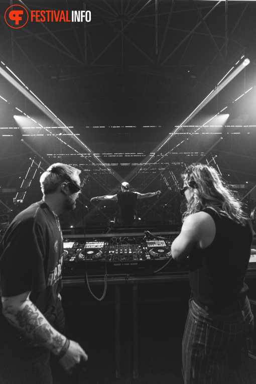 Kris Kross Amsterdam op Paaspop Schijndel 2025 - Vrijdag foto