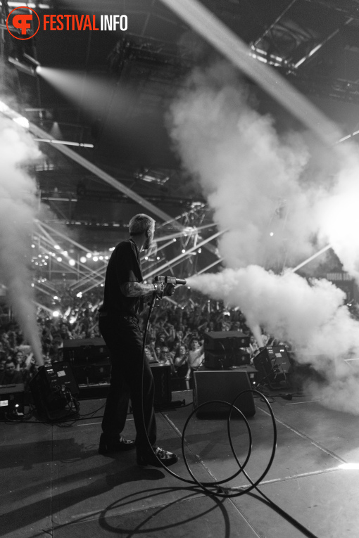 Kris Kross Amsterdam op Paaspop Schijndel 2025 - Vrijdag foto