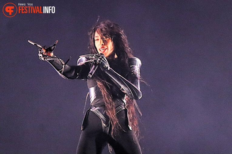 Loreen op Paaspop Schijndel 2025 - Vrijdag foto