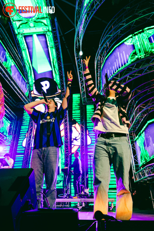 Turfy & The Gang op Paaspop Schijndel 2025 - Vrijdag foto