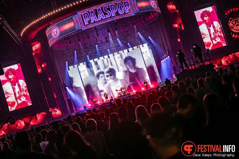The Kooks op Paaspop Schijndel 2025 - Zondag foto