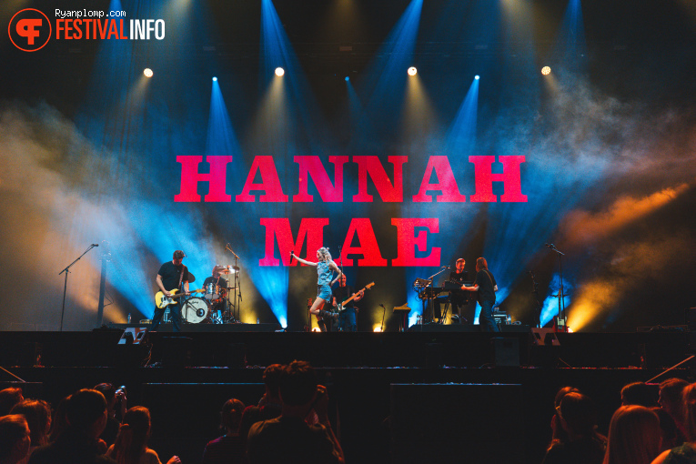 Hannah Mae op Paaspop Schijndel 2025 - Zondag foto