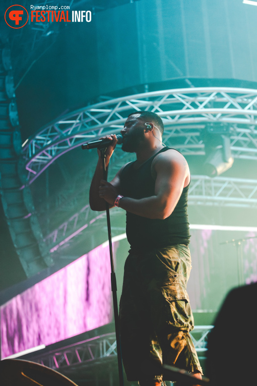 Mula B op Paaspop Schijndel 2025 - Zondag foto