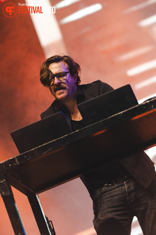 Parov Stelar op Paaspop Schijndel 2025 - Zondag foto