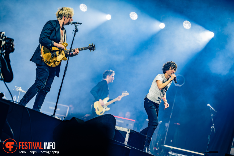 The Kooks op Paaspop Schijndel 2025 - Zondag foto