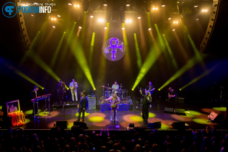 Candy Dulfer op Candy Dulfer Presents The Purple Jam - 21/04 - TivoliVredenburg foto