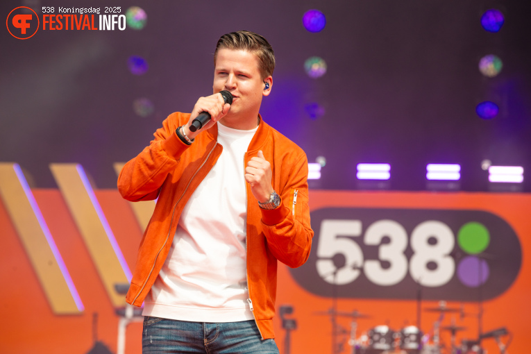 Sven Versteeg op 538 Koningsdag 2025 foto
