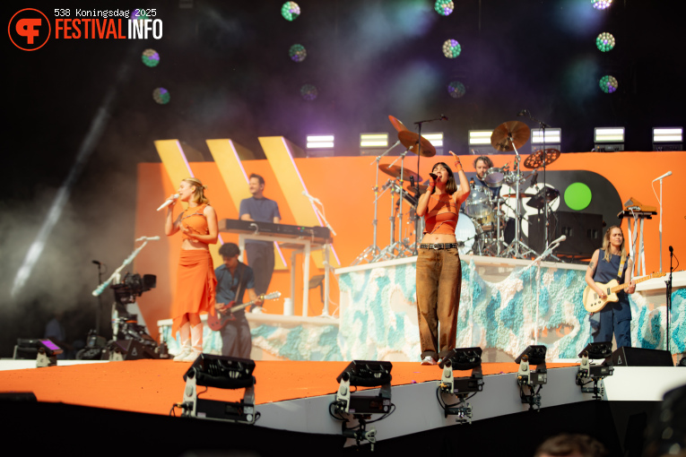 Pommelien Thijs op 538 Koningsdag 2025 foto