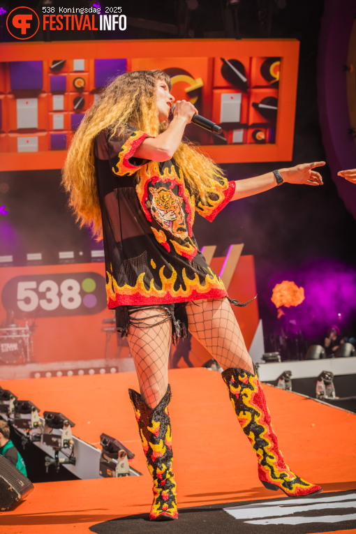 Steam Sister op 538 Koningsdag 2025 foto
