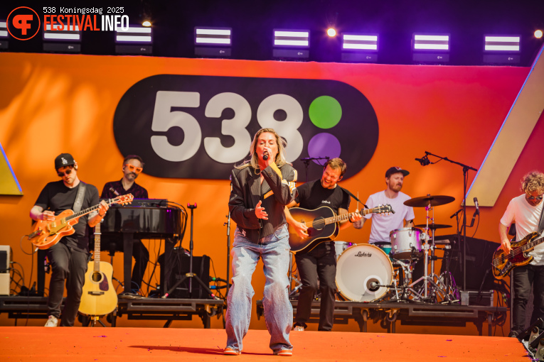 Miss Montreal op 538 Koningsdag 2025 foto
