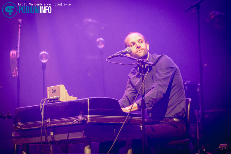 Tessa Rose Jackson op Dotan - 01/05 - 013 foto
