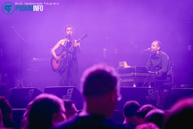 Tessa Rose Jackson op Dotan - 01/05 - 013 foto