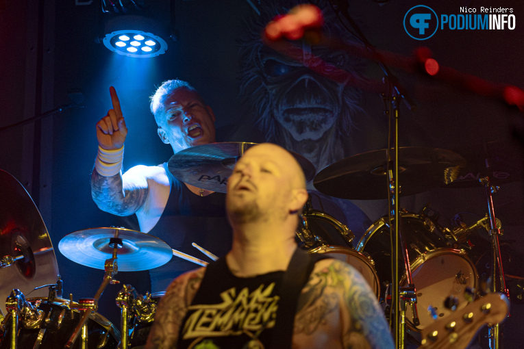 Up The Irons op Regressive Hypnosis / Up The Irons - 03/05 - Het Bolwerk foto