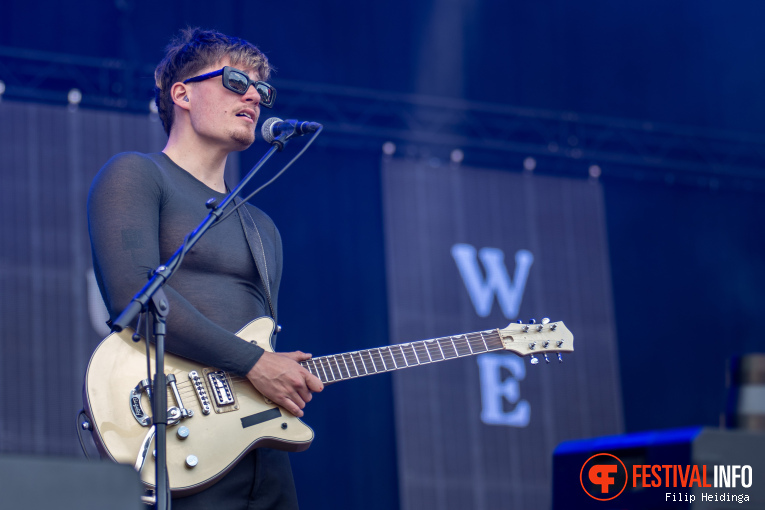 Sophie Straat op Bevrijdingsfestival Overijssel 2025 foto