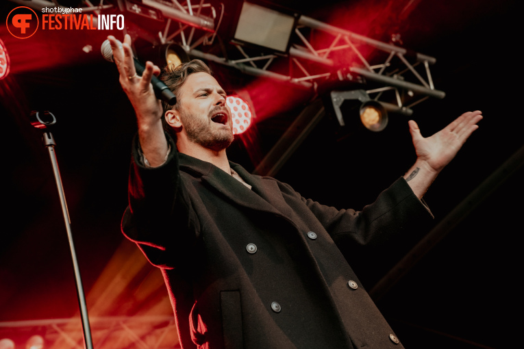 Jim Bakkum op Bevrijdingsfestival Alphen a/d Rijn 2025 foto