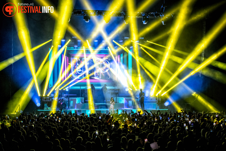 Inna op INNA - 05/05 - AFAS Live foto