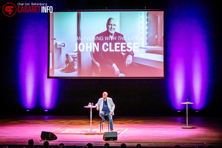 John Cleese op John Cleese - Last Time To See Me Before I Die - 15/05 - Nieuwe Luxor Theater foto