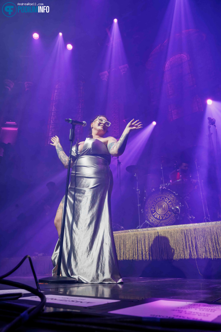 Scott Bradlee's Postmodern Jukebox op Scott Bradlee's Postmodern Jukebox - 19/05 - Paradiso foto