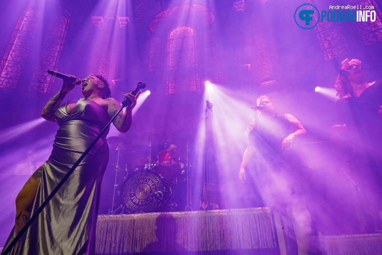 Scott Bradlee's Postmodern Jukebox op Scott Bradlee's Postmodern Jukebox - 19/05 - Paradiso foto