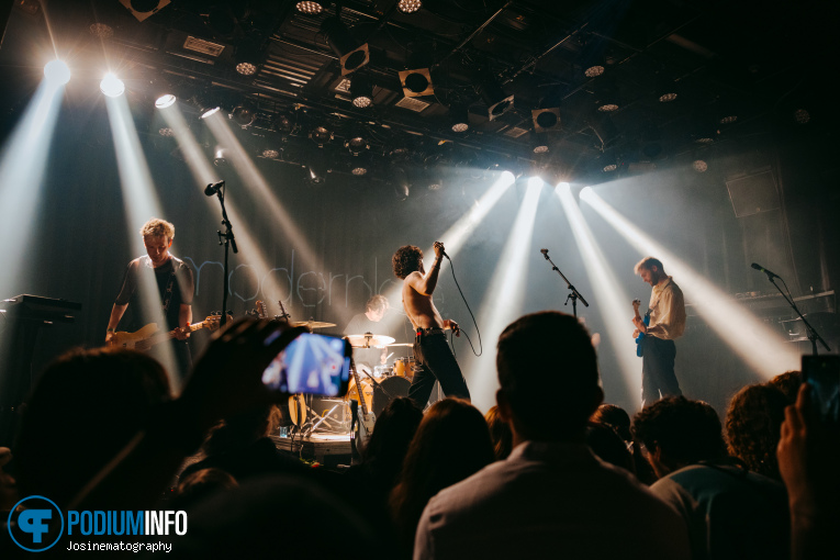 modernlove. op modernlove. - 27/05 - Melkweg foto