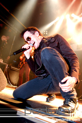 Filter op Papa Roach - 21/4 - Melkweg foto