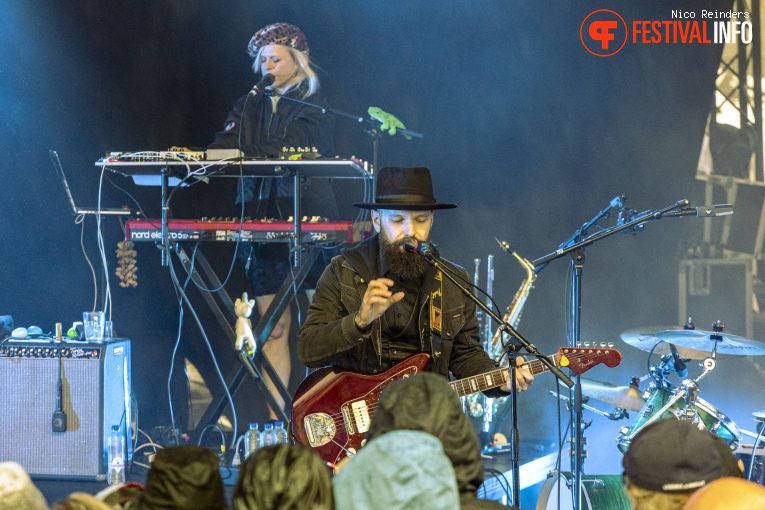 Alex Henry Foster op Midsummer Prog Festival 2025 foto