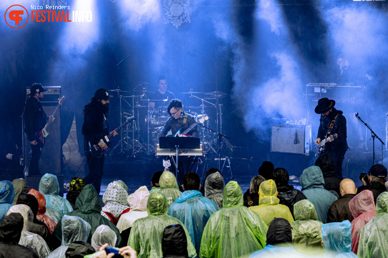 Alex Henry Foster op Midsummer Prog Festival 2025 foto