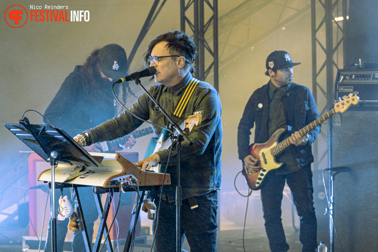 Alex Henry Foster op Midsummer Prog Festival 2025 foto