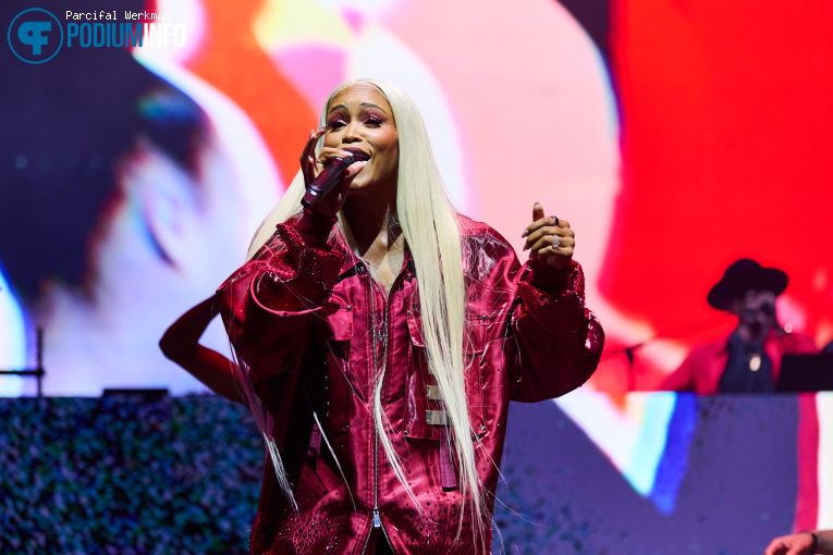 Eve op Nelly With Special Guests: Where The Party At Tour - 26/05 - Ziggo Dome foto
