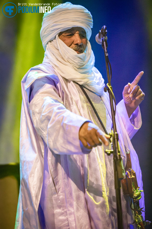 Tinariwen op Tinariwen - 01/06 - Effenaar foto