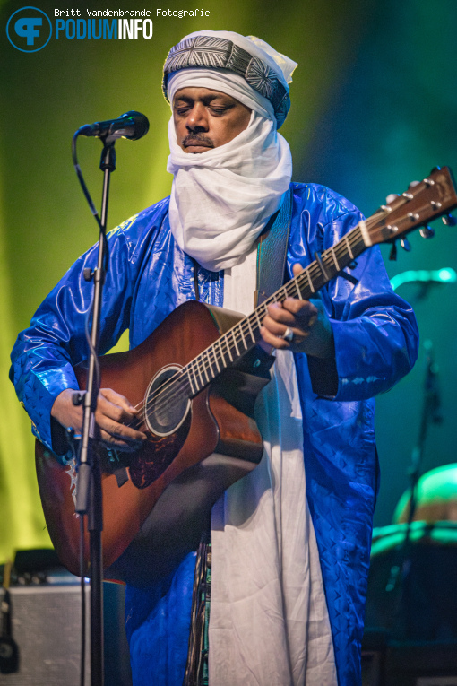 Tinariwen op Tinariwen - 01/06 - Effenaar foto