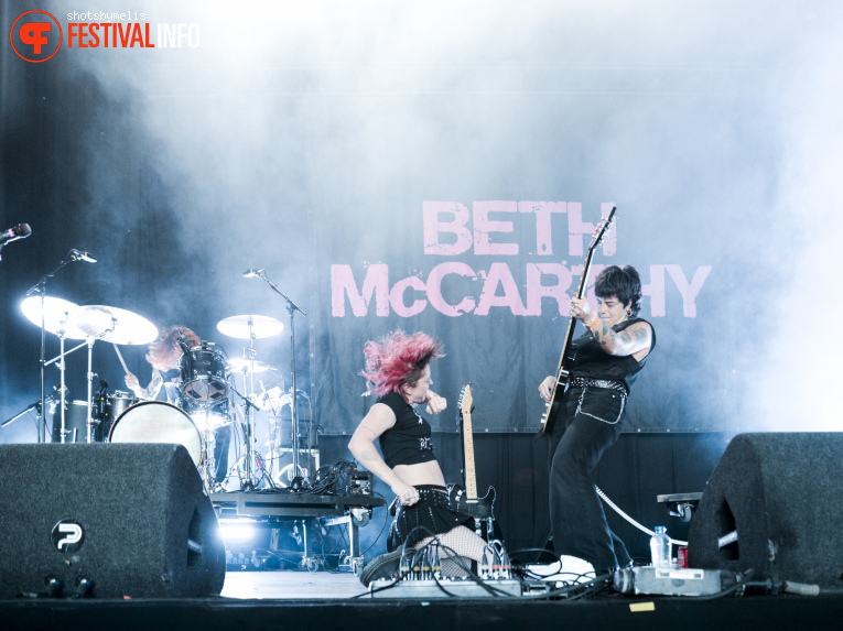 Beth McCarthy op Vestrock 2025 foto