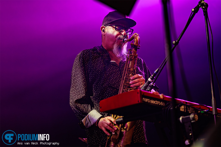 Los Lobos op Los Lobos - 05/06 - TivoliVredenburg foto