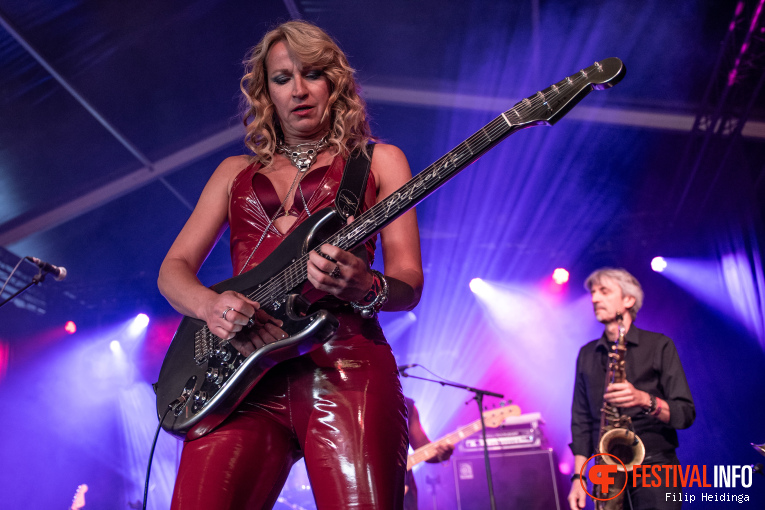 Ana Popovic op Blues Peer 2025 foto