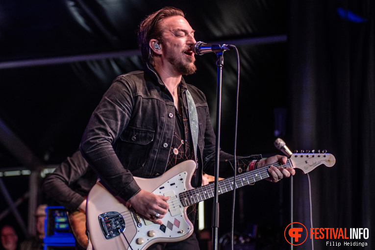 JD McPherson op Blues Peer 2025 foto