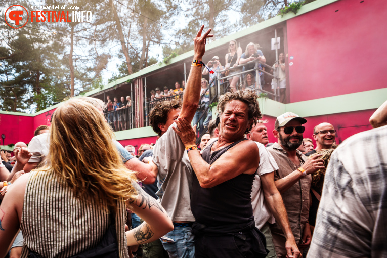 Jools op Dauwpop 2025 foto