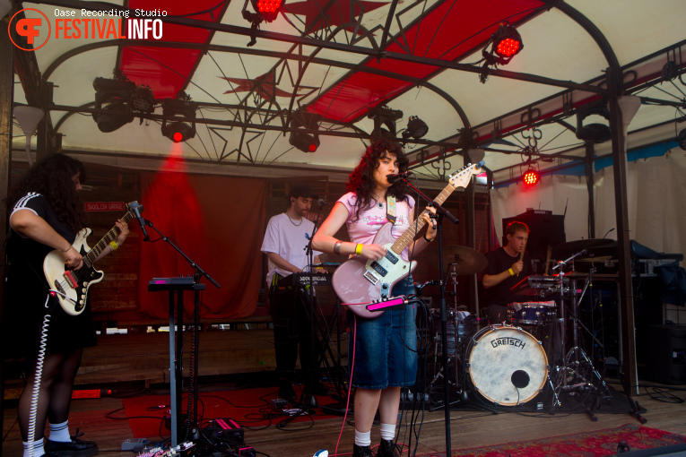 Min Taka op Dauwpop 2025 foto
