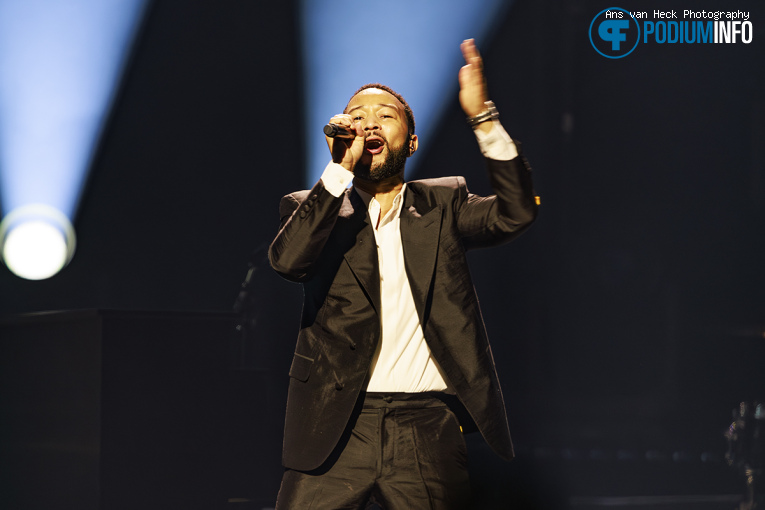 John Legend op John Legend - 02/06 - Ziggo Dome foto