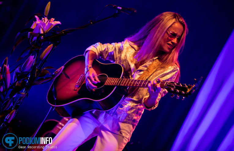 Heather Nova op Heather Nova - 06/06 - Openluchttheater De Goffert foto